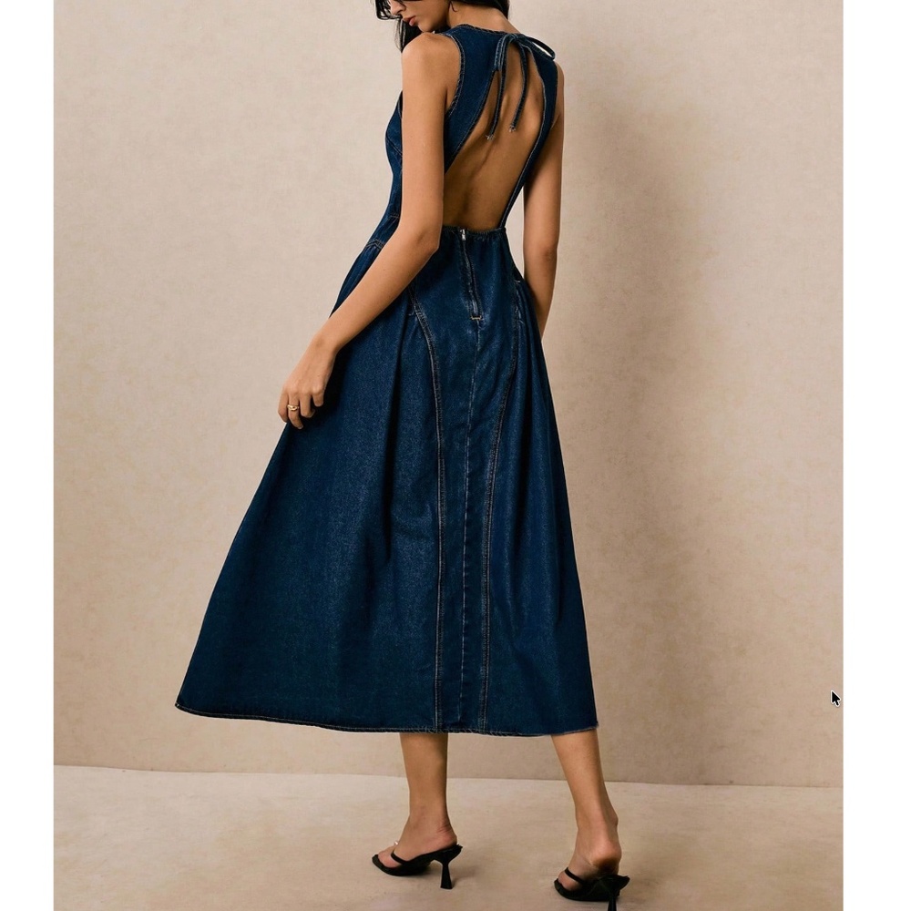 Dark Wash Open Back Sleeveless Flared Hem Denim Dress - Picture 3 of 5